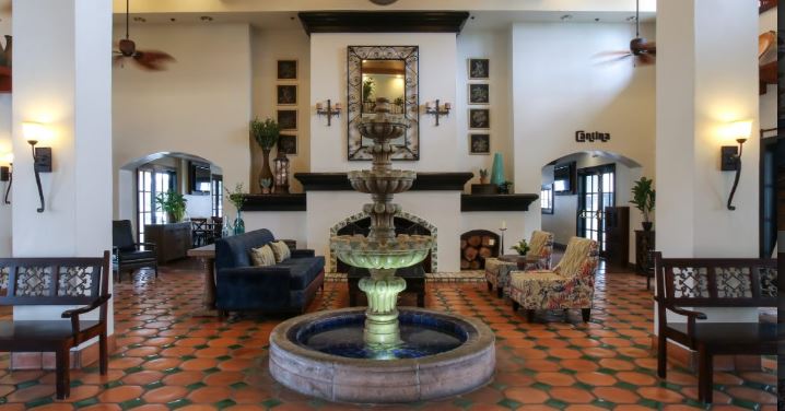 Oxford Suites Pismo Beach Lobby